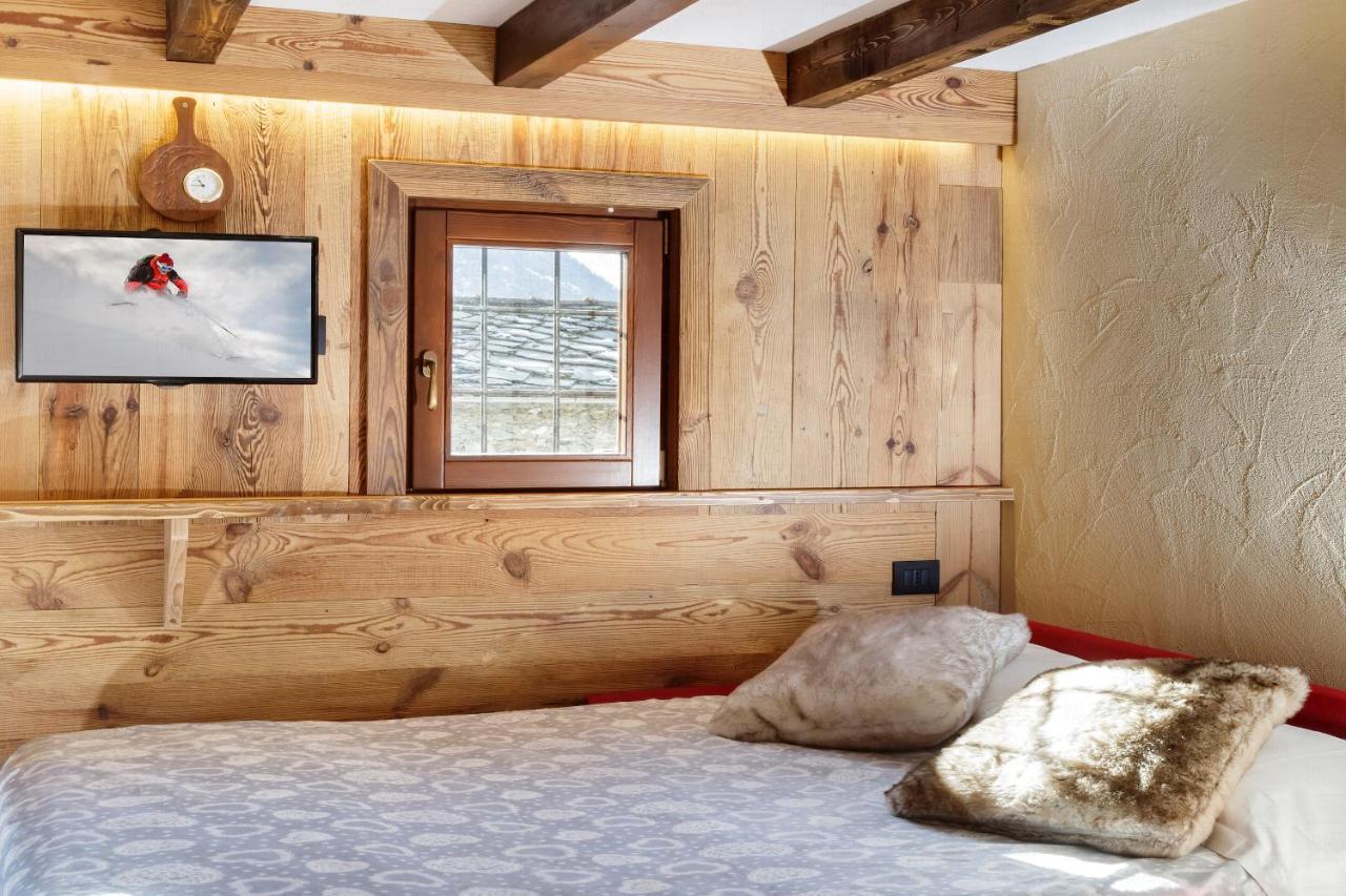 Hellochalet - Chalet Grene Typical House With Garden - 1Km Cabelcar Valtournenche Exterior photo